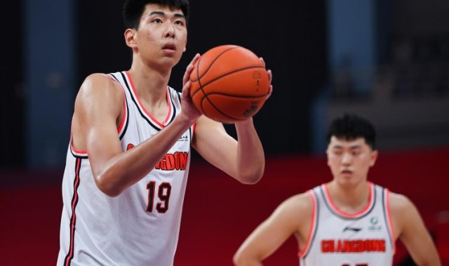 媒体人：广州与徐昕签下四年租借合同 第二第三赛季是回购窗口期